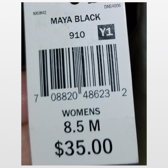 NWT Woman's Comfortable Suede Ankle Boots - Picture 3 of 4